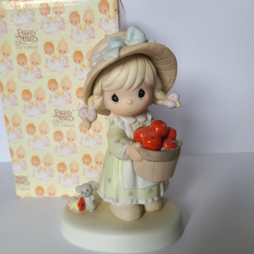 Precious Moments Limited Edition Girl Apples Happiness Collectible Figurine
